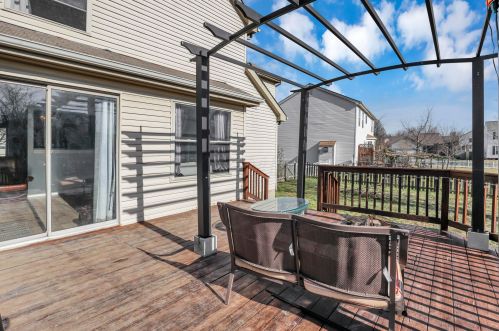 8119 Chapel Stone Rd, Blacklick OH  43004-9226 exterior