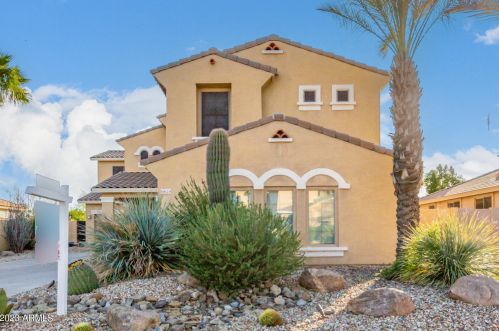 6628 Garnet Way, Chandler AZ  85249-7256 exterior