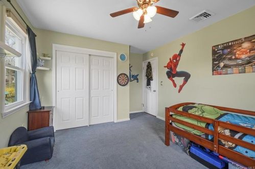 2 Mohawk Ln, Yorktown Hgts NY  10598-6328 exterior