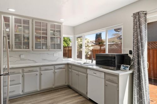 6402 Samar Dr, San Jose CA  95119-1627 exterior