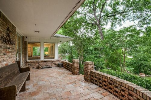 830 Belt Line Plz, Richardson TX 75080-5502 exterior