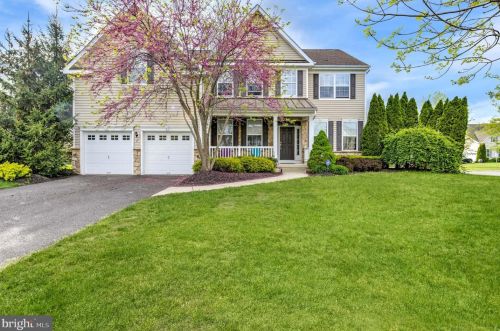 7 Westbury Dr, Berlin Boro NJ  08009-9681 exterior