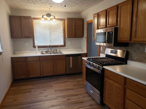 275 Hancock St, Clymer, PA 15728-1295