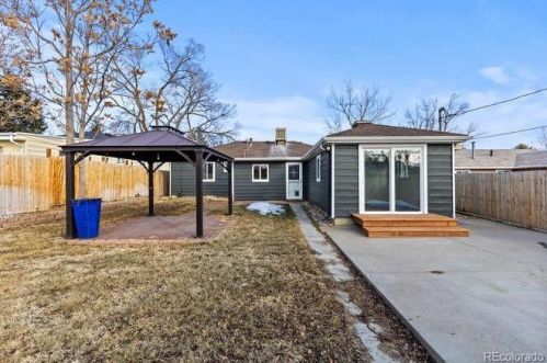2833 Gray St, Denver CO  80214-8123 exterior
