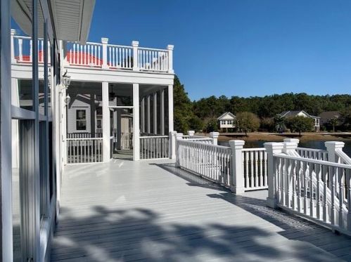 2613 Crooked Stick Ln, Mount Pleasant SC  29466-8738 exterior