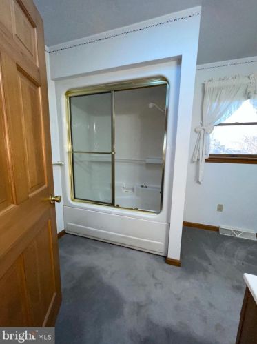 5888 Ambau Rd, Spring Grove PA 17362-8063 exterior