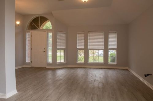 1700 Clearbrook Dr, Allen, TX 75002-4633
