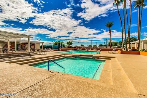 25403 Wyoming Ave, Chandler AZ  85248-6460 exterior