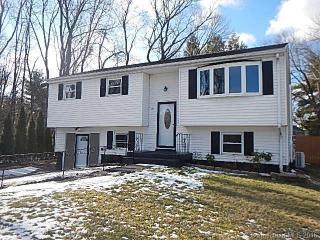 18 Cindy Ln, Bloomfield, CT 06002-3305