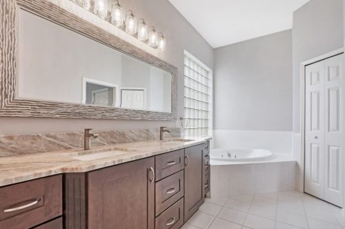 1556 Monarch Club Dr, Palm City FL  34990-8401 exterior