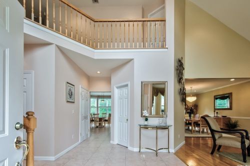 5 Mikel Ln, Muttontown, NY 11545-1591