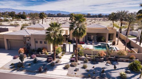 29 Sun Ridge Cir, Rancho Mirage CA  92270-2641 exterior