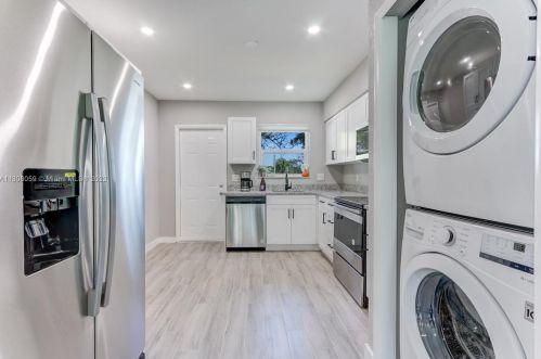 262 12th St, Delray Beach FL  33444-2916 exterior