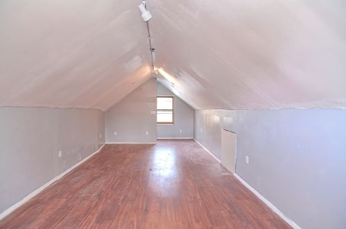 12 Olesen Rd, Derry NH 03038-4846 exterior