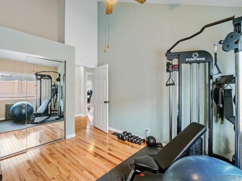 1653 Edgemont St, San Diego CA 92102-1241 exterior