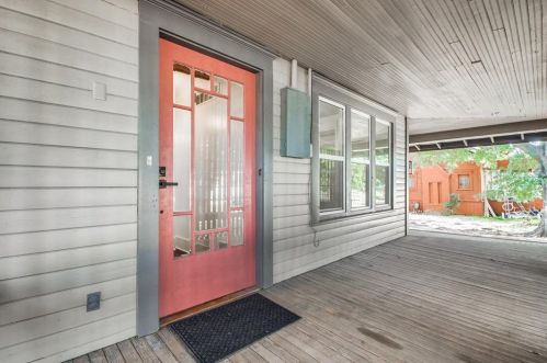 1825 Walnut St, Greenville TX  75401-3041 exterior