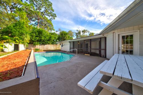 182 Park Ln, Titusville FL  32780-4707 exterior