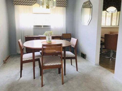 5911 Heberton Dr, Verona PA  15147-3324 exterior