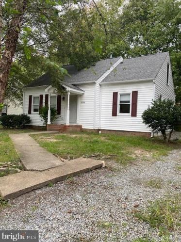 10506 Cobblestone Dr, Spotsylvania VA  22553-1655 exterior