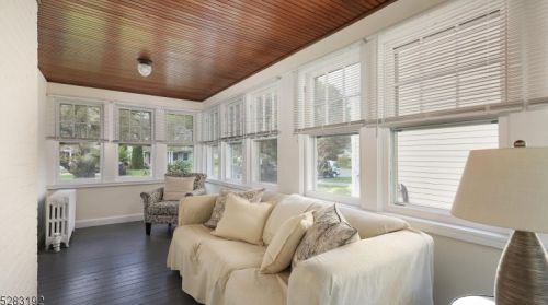 235 Seneca Pl, Westfield NJ  07090-4348 exterior