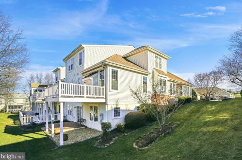 6934 Cumberstone Pl, Gainesville VA  20155-3018 exterior