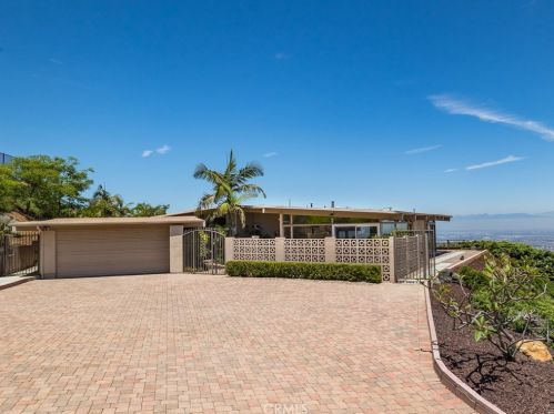 3045 Crownview Dr, Palos Verdes Estates, CA 90275-6411