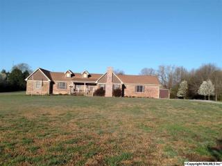 807 Bethel Rd, Hartselle, AL 35640-1677