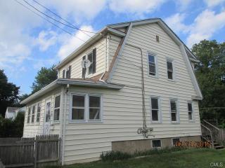 264 Weber St, Stratford, CT 06614-5234