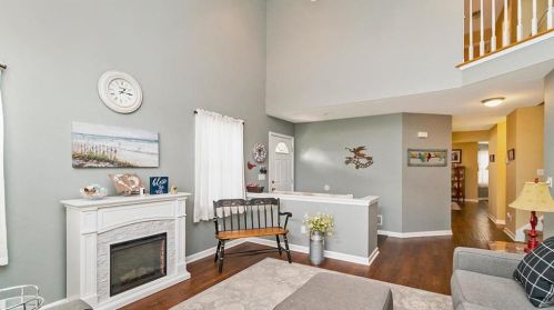 8041 Cross Creek Cir, Breinigsville PA  18031-1327 exterior