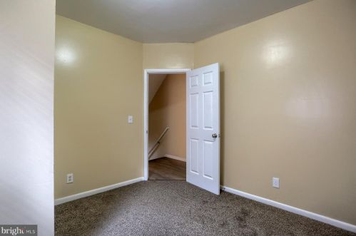 1205 Walnut St, Harrisburg PA  17103-2238 exterior