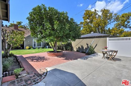 4934 Cartwright Ave, North Hollywood CA  91601-4023 exterior