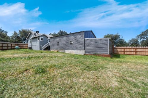 14 Blossom Hill Rd, Oroville CA  95965-9119 exterior