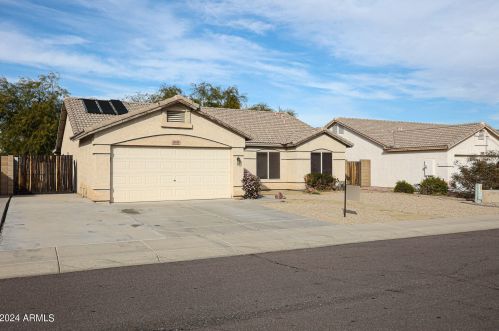 13430 Ironwood St, Sun City AZ  85374-5274 exterior