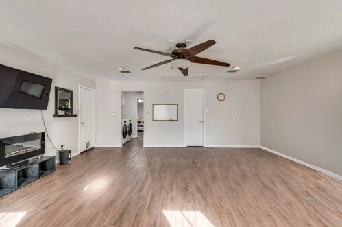 692 Loop Dr, Cedar Hill TX 75104-3145 exterior