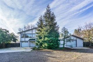 1060 Nees Ave, Clovis, CA 93611-7064