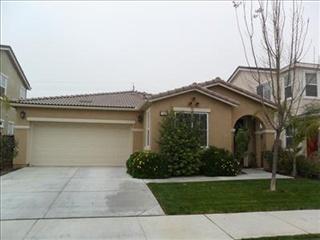 5923 Pilar Way, Bakersfield, CA 93306-7420