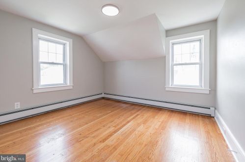 5 Mispillion St, Harrington DE  19952-1024 exterior