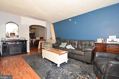 4749 Hartel Ave, Philadelphia, PA 19136-3306