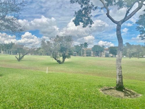 701 128th Ave, Hollywood FL  33027-1750 exterior