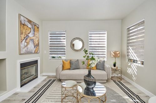 1218 Timberwood, Irvine CA  92620-0276 exterior