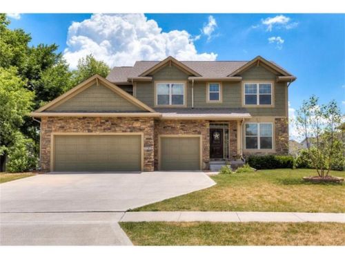 2707 Innsbruck Dr, Ankeny, IA 50021-4699