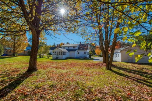 330 Meadow St, Wakefield, NH 03872-4331