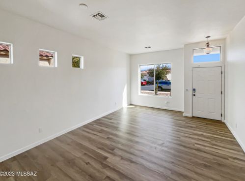 9189 Ceremony Pl, Tucson, AZ 85743-7518