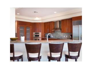 560 Reef Rd, Vero Beach FL  32963-2801 exterior