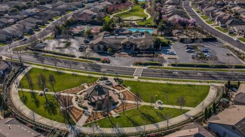 9950 Kennet Way, Elk Grove CA  95757-5118 exterior