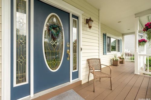 59 Reilly St, West Islip NY  11795-1044 exterior