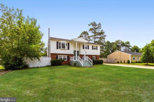 305 Shawnee Trl, Browns Mills NJ  08015-6119 exterior