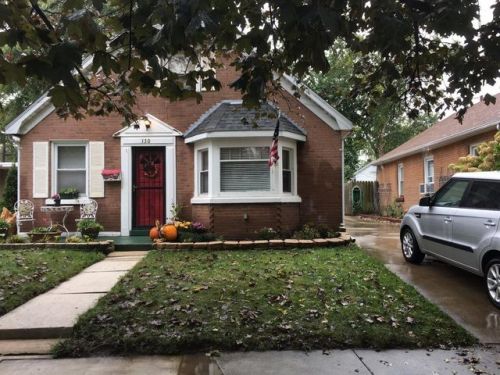130 2nd St, Hobart, IN 46342-4343