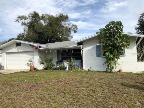 3587 70th St, Saint Petersburg, FL 33710-1425