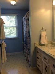 3045 Downhill Dr, Columbus, OH 43221-4520